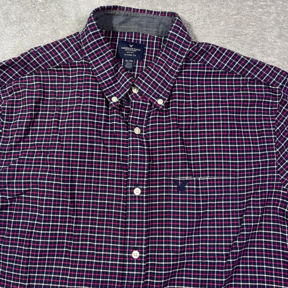 American Eagle Outfitters XL Classic‎ Fit Plaid Button Down Shirt Men's Red
